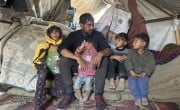 Siham with his children