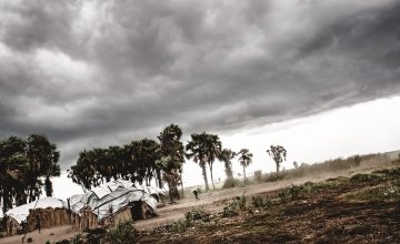 A storm strikes on the island of Buthony, Unity State, South Sudan. The country’s problems with hunger due to prolonged conflict and displacement are exacerbated by severe recurring droughts and extreme rainy seasons. Photo: Welthungerhilfe/Andy Spyra, 2017