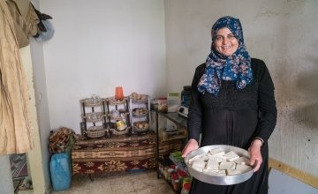 With the support of the Ration Challenge community, Farah has been able to pursue her business.