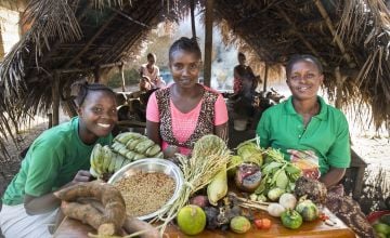 Women with a harvest in Sierra Leone