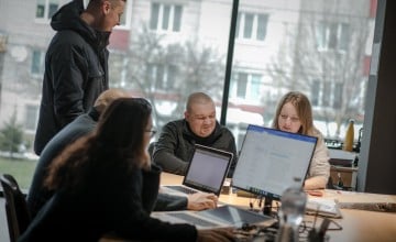 JERU staff at work in Khemelnytskyi. Photo: Simona Supino/Concern Worldwide