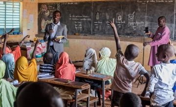 Mahamadou Assoumane, (wearing purple) is an Educational councillor in Bambaye. In Niger, Concern has developed an innovative video coaching approach to improve teaching practices and teacher training, particularly in hard-to-reach areas. Photo: Apsatou Bagaya/Concern Worldwide