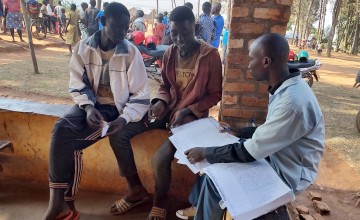 Concern Rwanda organised an awareness campaign on HIV and AIDS prevention and family planning Photo: Rachel Abayisenga/Concern Worldwide