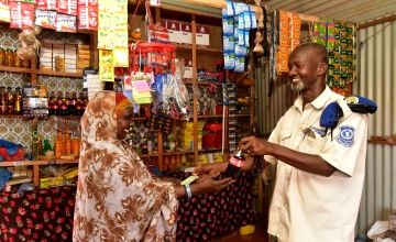 Through the Somali Cash Consortium (SCC), led by Concern Worldwide, humanitarian aid has been provided through multipurpose unconditional mobile money transfers to Somali communities since 2018, reaching over 1.8 million people to date. Photo: SCC/Concern Worldwide