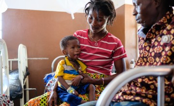Parents with child in hospital