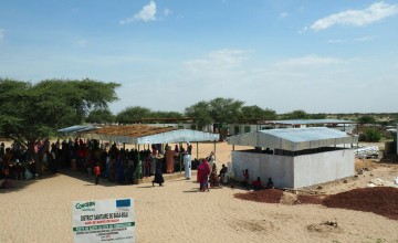 A health clinic made from shipping containers being constructed in a remote area of western Chad next to a settlement for people fleeing. Photo: Laurent DeRuyt/ Concern Worldwide