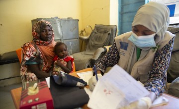 Doctor Fatima Daoud with Salwa and her 10-month-old daughter at Um Shalaya health centre in Central Darfur, Sudan. Photo: Kieran McConville/Concern Worldwide