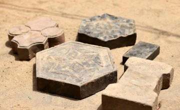 Plumpy'Nut packaging mixed with sand to produce bricks and pavements. Photo: Concern Worldwide Chad.