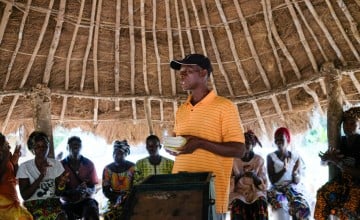 A Community Savings and Loans group supported by Yoti Yoti. Photo: Darren Vaughan/Concern Worldwide.