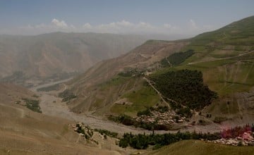 Community members have started to construct watersheds and canals as part of the FARAGIR programme. The watershed irrigates the surrounding dry areas through a newly created water supply and protects villages against potential floods. Photo: Marissa Droste/Concern Worldwide.