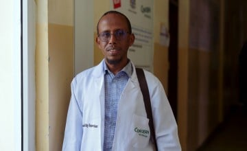 “A normal day in Siinka Dheer is busy and challenging,” says Muqtar Deeroq Luqman, Senior Supervisor at Siinka Dheer Health Centre in Afgooye, Somalia. Photo: Hugh Golden/Concern Worldwide