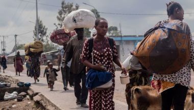 Thousands of people gathered their belongings and fled the city of Goma. Photo: Esdras Tsongo