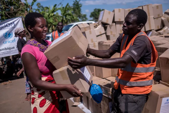 Elina receiving supplies from Concern. Photo: Tommy Trenchard / Concern Worldwide