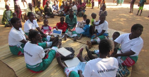 Lead mothers provide guidance to members within Concern Worldwide’s care groups. Photo taken by Concern Worldwide.
