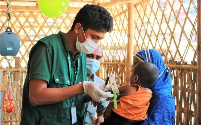 Habib* came with his mother Melina* to Tanjimarkhola OTP centre of Concern in Rohingya refugee camp. Photo: Tariq Adnan/Concern Worldwide
