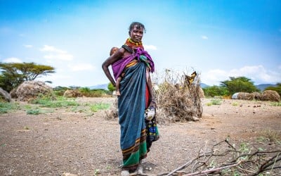 Atiir collects firewood every day in northern Kenyato make money. Drought has made it her only means of survival. Photo: Gavin Douglas