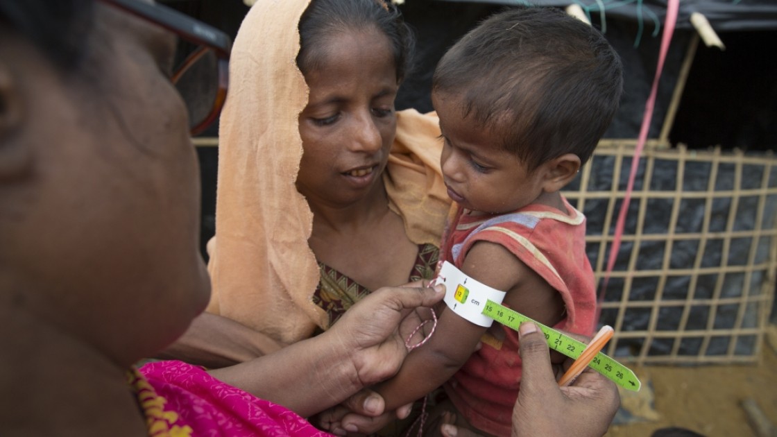Concern's Abida Suldana carries out screening for malnutrition Moynadhona refugee camp for Rohingya in Cox's Bazar, Bangladesh