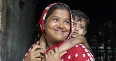 Ruksana Begum and her daughter