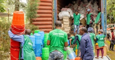 Concern staff distributing household and hygiene kits in DRC