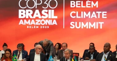 Brazilian President Luiz Inácio Lula da Silva and UN Secretary-General António Guterres during Thematic Session 3: Ten Years on from the Paris Agreement at the Belém Climate Summit.
