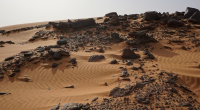 Desert landscape in Sudan. Photo by Andromachos Dimitrokallis / Pixabay. 