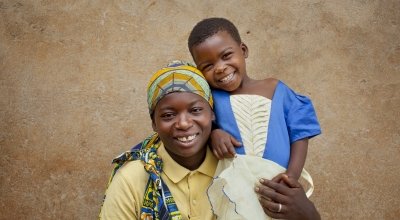 Clotilde Ndayisenga, from Cibitoke in Burundi, with her five-year-old daughter, Ines. Thanks to the support of Concern Community Health Workers, Ines is growing up healthy. Photo: Abbie Trayler-Smith/2018/Burundi