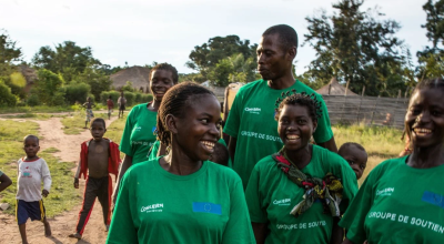 A community support group, working against the malnutrition that heavily effects Kiambi, Manono Territory. Bernadette Kumwimba Muzinga (33), Nseforsa Kakuti Nyota (34), Francoise Mukalayi Muvile (35), Bieti Kyungu Mado (23), Jacqueline Mukalayi Kisimba (32), Augustin Mwilambe Ngoy (36- Male). Photo: Hugh Kinsella Cunningham/Concern Worldwide