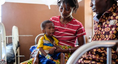 Parents with child in hospital