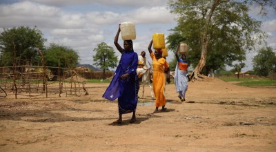 Women collecting water at new water point near Dog Dore, Sila Province, Chad. Photo: Concern Worldwide.