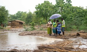 Concern staff carry out a flood impact assessment in Nsanje, Malawi. Photo: Concern Worldwide.