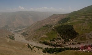 Community members have started to construct watersheds and canals as part of the FARAGIR programme. The watershed irrigates the surrounding dry areas through a newly created water supply and protects villages against potential floods. Photo: Marissa Droste/Concern Worldwide.
