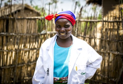 Joyce Positani, age 42, received training from Concern Worldwide to become a Community Animal Health Worker. She is known in the community and vaccinates up to 300 chickens a month. Thanks to the income she receives from this, her life has been greatly improved. She says “I am very happy and thank Concern for choosing me and training me”. Location: Nakumba District, Lilongwe, Malawi. Photo: Donal Skehan.