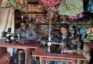 Bora Kasoki Francine and Nikyobategera Japhet Célestin working on sewing machines