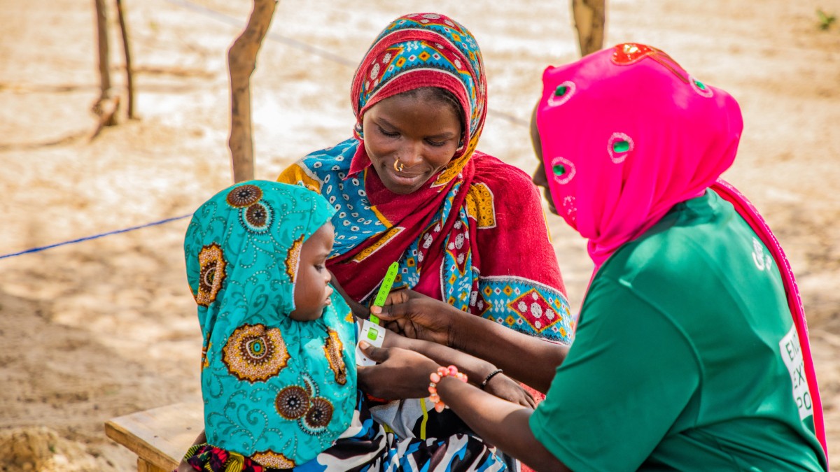 BUILDING A HEALTHIER WORLD BY WOMEN AND FOR WOMEN IS KEY TO visual data 3