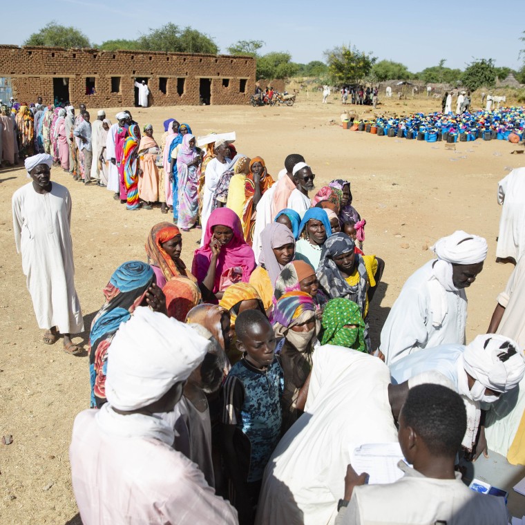 A distribution of hygiene kits at Ban Jadid camp in West Darfur, Sudan. Photo: Kieran McConville/Concern Worldwide